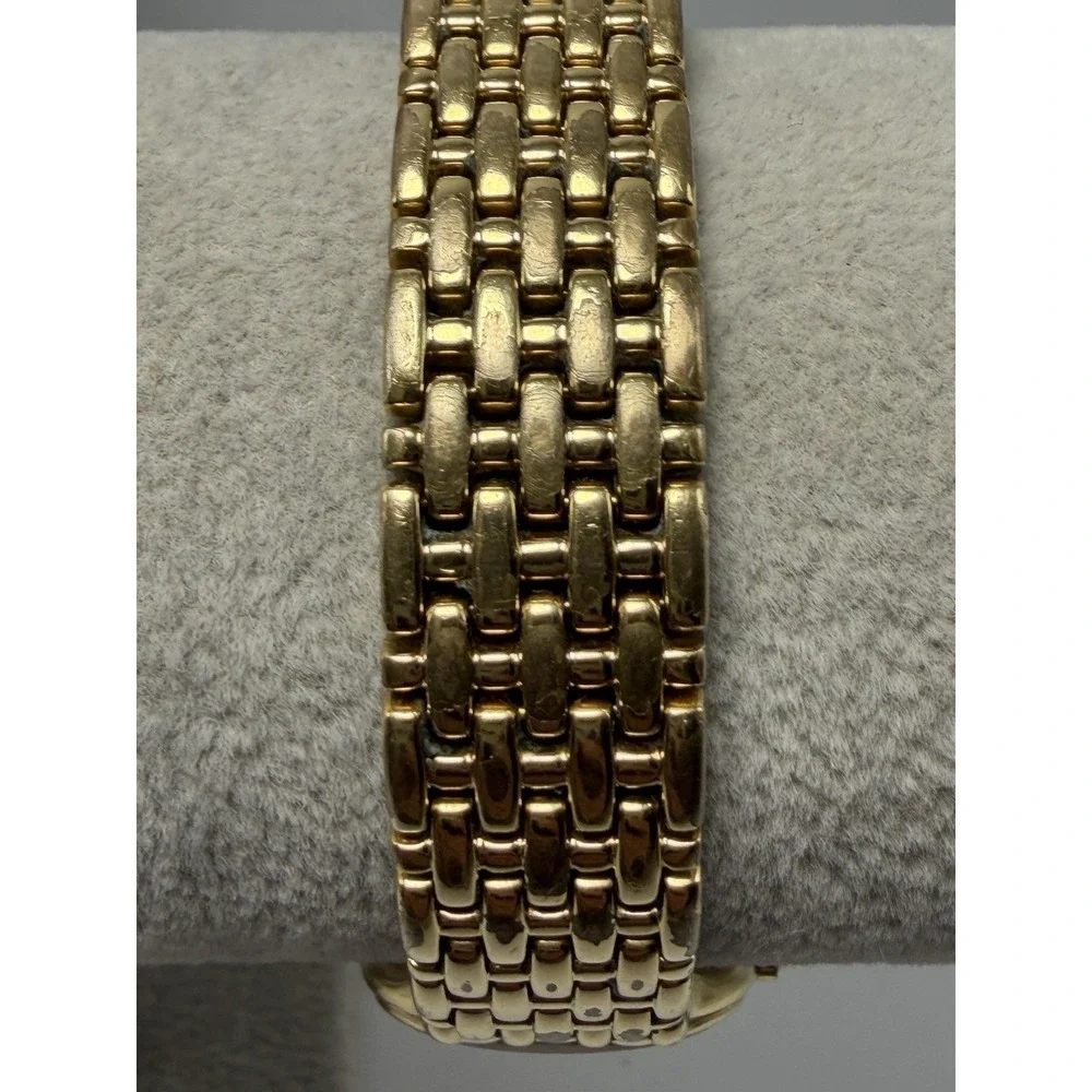Raymond Weil it has